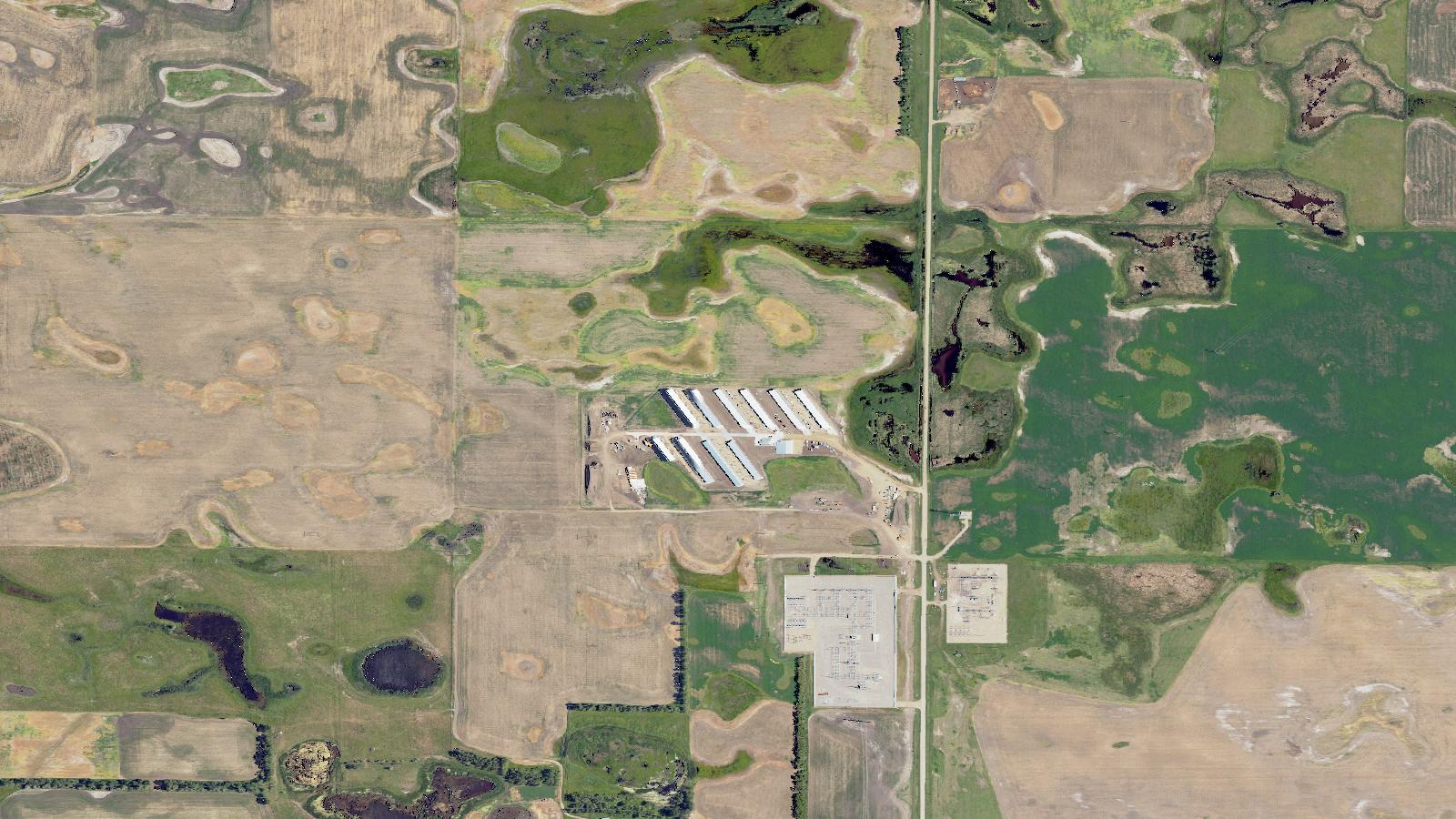 A 2023 USDA aerial image shows the Applied Digital data center site and adjoining electrical infrastructure near Ellendale, North Dakota.