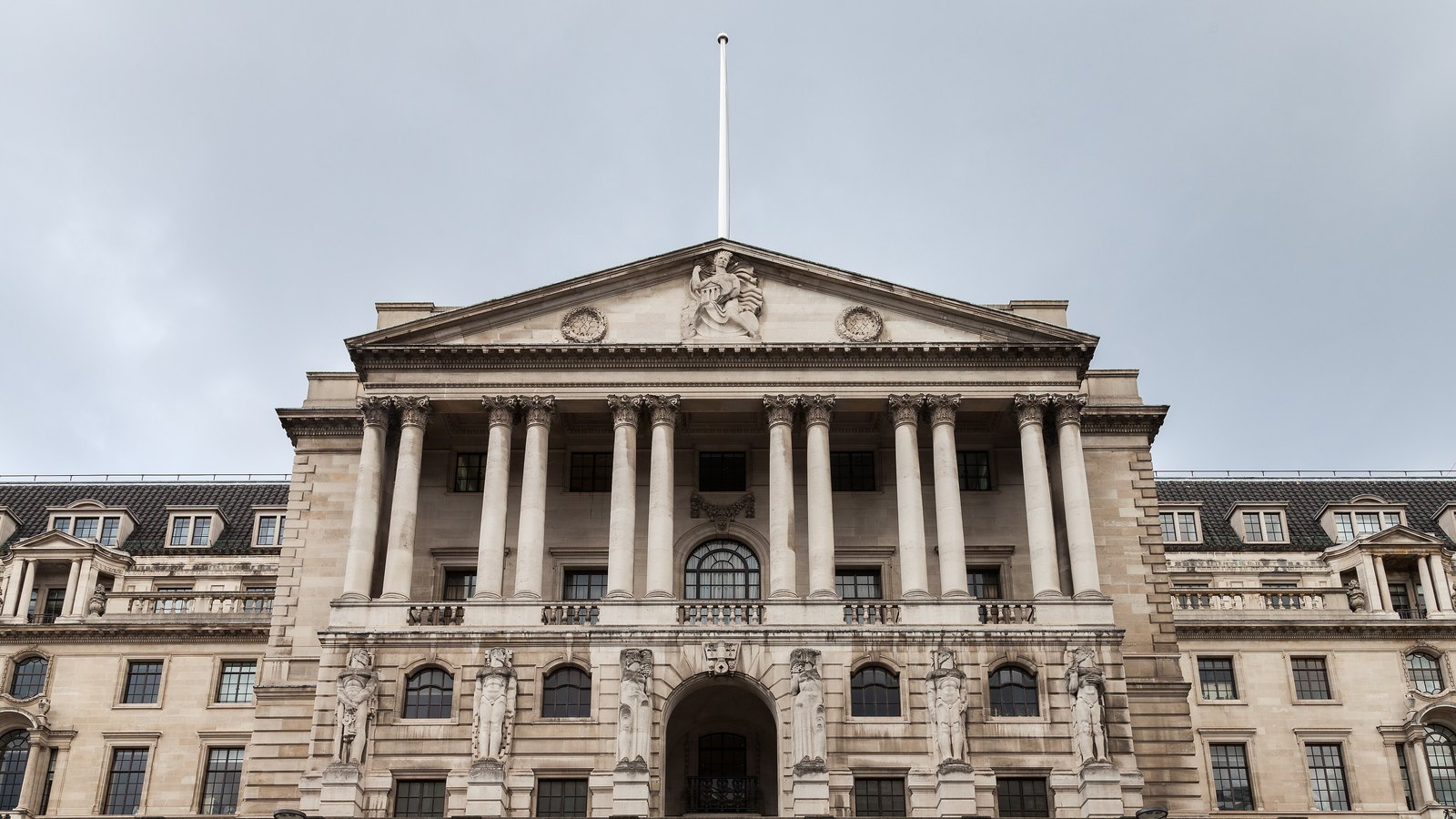 The neoclassical front of the Bank of England's Threadneedle Street headquarters in London.
