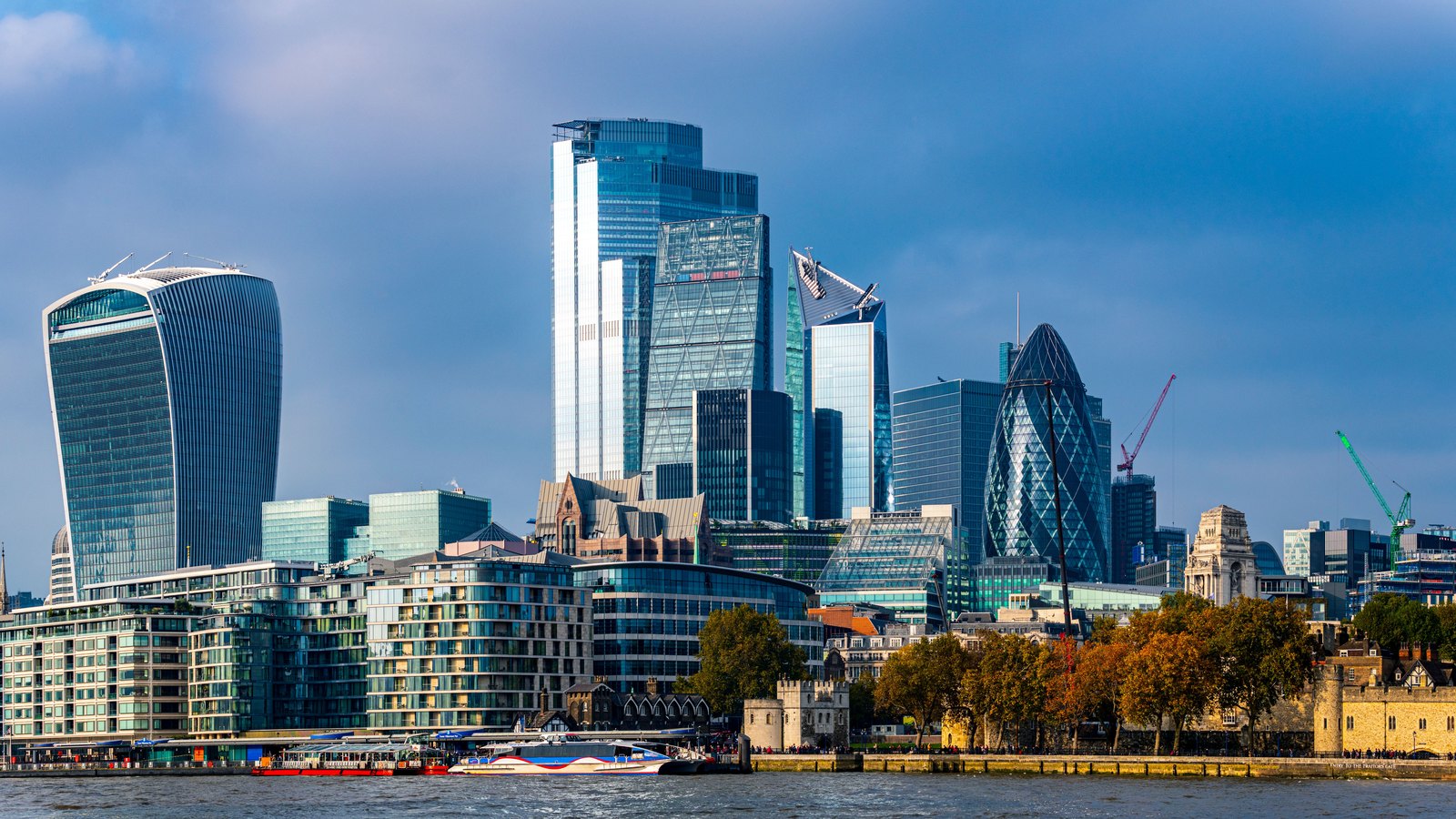A photograph illustrating london financial district.