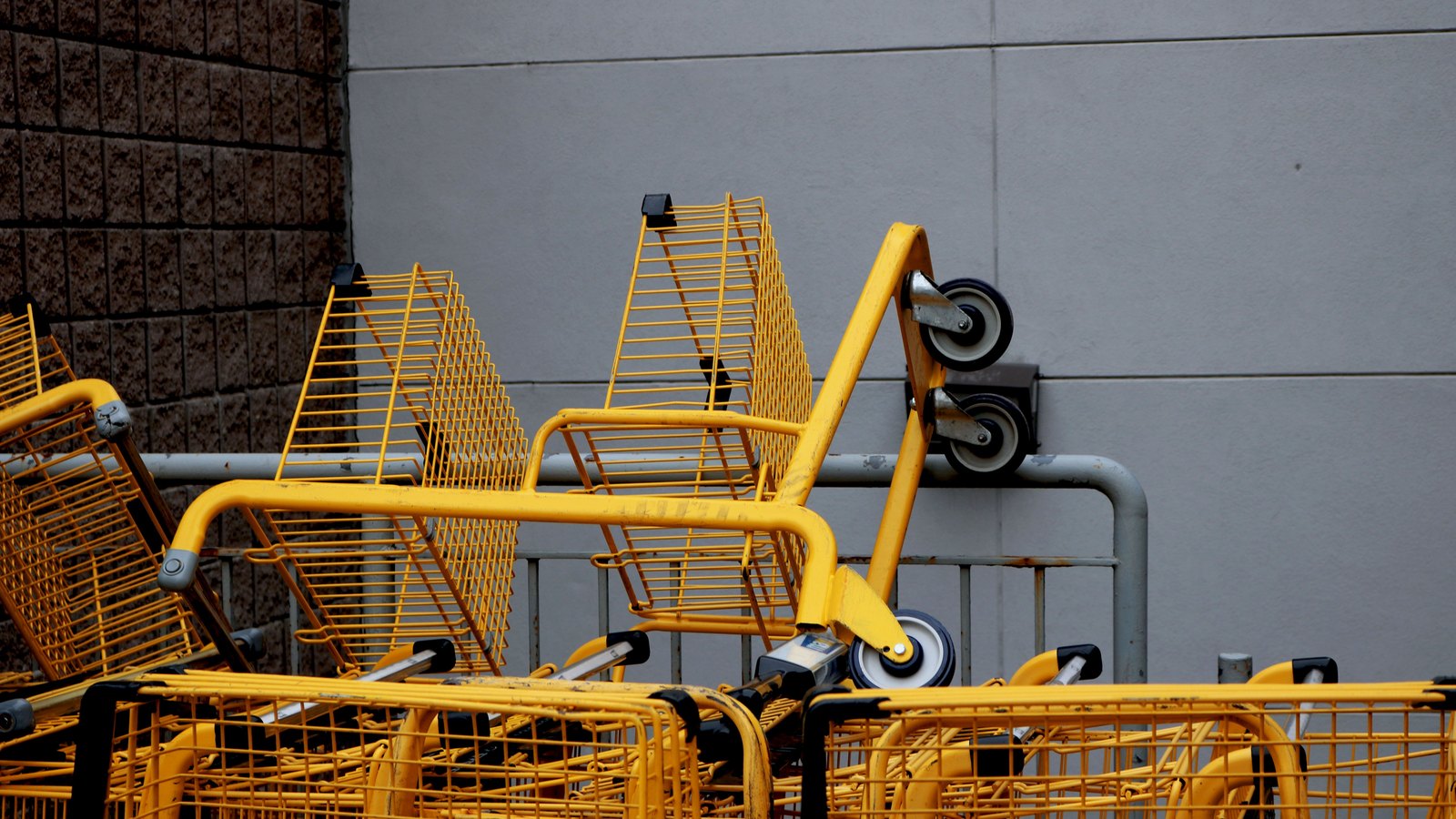 A photograph illustrating shopping cart metal.